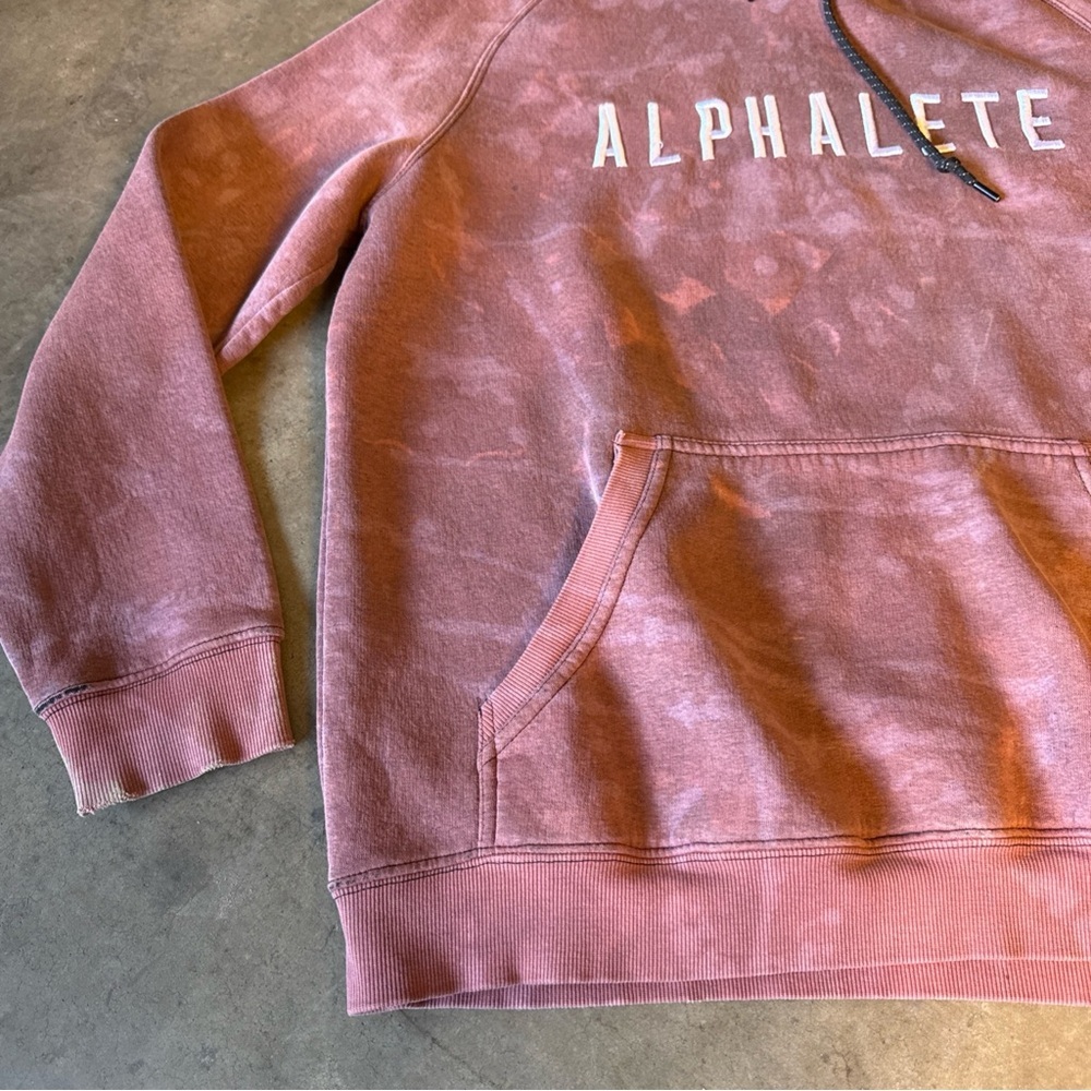 Alphalete Core Sweater Men Medium Adult Red Hoodie Pocket Pullover‎ Drawstring - Picture 2 of 10